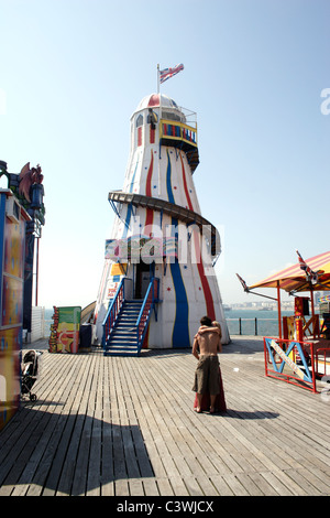 Helter Skelter il Palace Pier Brighton Foto Stock
