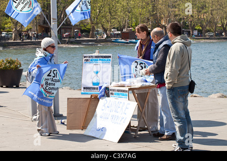 Referendum acqua Anguillara Sabazia Lazio Italia Foto Stock