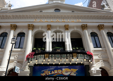 Wizard of Oz musical al London Palladium Theatre Foto Stock