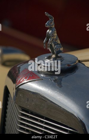 Classic alvis auto mascotte del radiatore Foto Stock