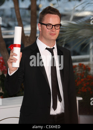 NICOLAS WINDING REFN I VINCITORI DEL PREMIO PHOTOCALL CANNES FILM FESTIVAL 2011 PALAIS DES FESTIVAL CANNES Francia 22 Maggio 2011 Foto Stock