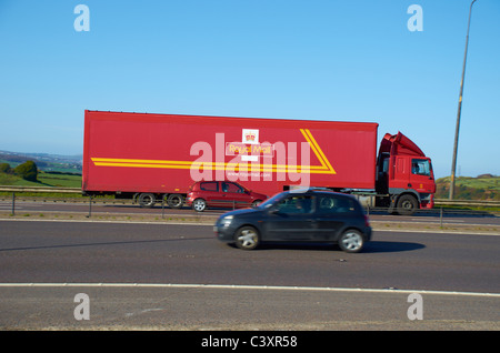 Royal Mail camion sul M62 Foto Stock