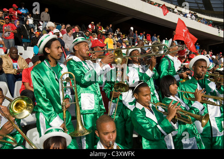 Banda di ottoni giocando in Cape Town Stadium Cape Town Sudafrica Foto Stock