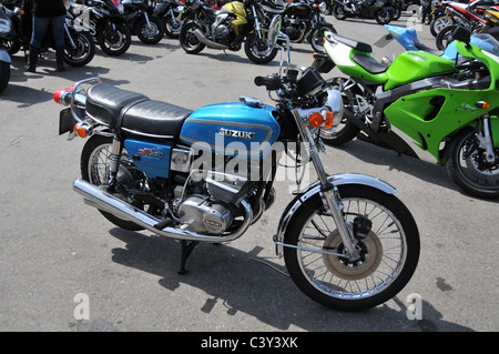 Suzuki GT 380 Foto Stock