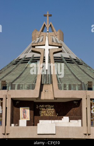 Basilica di Nostra Signora di Guadalupe.Città del Messico. Nuova Basilica. Foto Stock