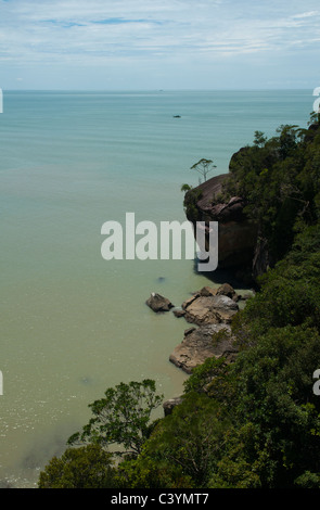 Bellissimi paesaggi costieri in Bako National Park in Sarawak, Borneo Malaysia Foto Stock