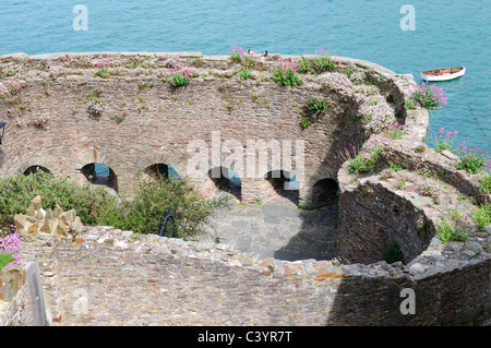 Bayards Cove piccola artiglieria Tudor Fort custodendo Dartmouth's Inner Harbour Devon England Regno Unito GB Foto Stock