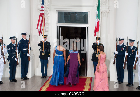 La Sig.ra Margarita Zavala, First Lady Michelle Obama, Sua Eccellenza Felipe Calder-n Hinojosa, Presidente del Messico e del Presidente Oba Foto Stock