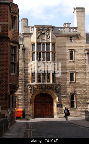 Kings Lane cancello di ingresso al Kings College di Cambridge Foto Stock