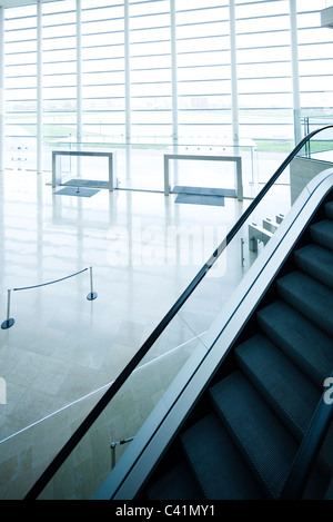 Ascensore in atrium Foto Stock