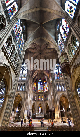 Il Duomo di Santo Stefano a Metz, una città in Lorena in Francia orientale Foto Stock