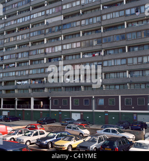 Il Aylesbury Station Wagon è un complesso residenziale situato a Walworth nel sud est di Londra Regno Unito. Foto Stock