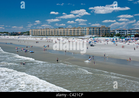 Nuotatori nell'Oceano follia Beach South Carolina USA Foto Stock