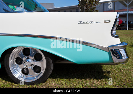 Antique 1956 Chevrolet Bel Air classic car a mostrare in Leesburg, Florida, Stati Uniti d'America Foto Stock