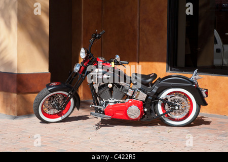 Antiquariato classico Harley Davidson Moto sul display al Bruce Rossmeyer Harley Davidson Center di Daytona, Florida, Stati Uniti d'America Foto Stock