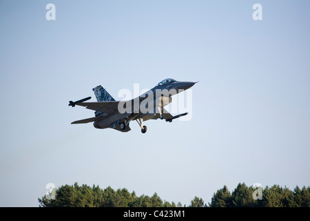 RNLAF F-16 a RAF Leuchars Airshow 2009, Fife, Scozia Foto Stock