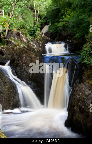 Pecca Twin Falls, Fiume Twiss, sul Ingleton Waterfall Trail, North Yorkshire Foto Stock