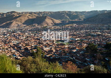 Il Perù, Cusco Cuzco, Vista panoramica dal punto di vista Cristo Blanco. UNESCO - Sito Patrimonio dell'umanità. Foto Stock