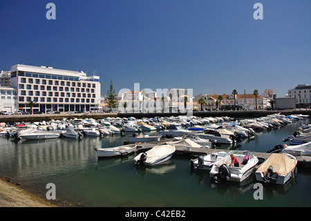 Faro Marina, Città Vecchia, Faro, distretto di Faro, regione di Algarve, PORTOGALLO Foto Stock