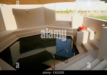 Spa costruito intorno al vecchio sorgenti di acqua calda a Ras al Khaimah Emirati arabi uniti Foto Stock