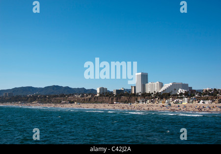 Santa Monica, California. La spiaggia di Santa Monica visto dal molo di Santa Monica, California, Stati Uniti d'America Foto Stock