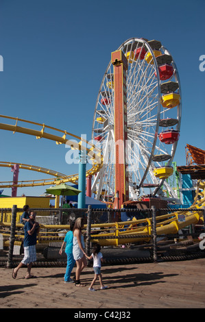 Santa Monica, California. Pacific Park parco divertimenti sul molo di Santa Monica, Santa Monica, California, Stati Uniti d'America Foto Stock