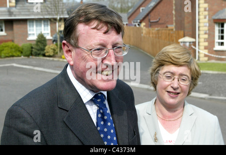 William David Trimble, Baron Trimble, PC (nato il 15 ottobre 1944), è un uomo politico britannico che fu il primo Primo Ministro di NI Foto Stock