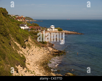 Vista verso Steephill Cove Ventnor Isle of Wight England Regno Unito Foto Stock