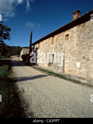 Agriturismo edifici accanto al Catello d'Albola vicino a Radda in Chianti, Toscana, Italia Foto Stock