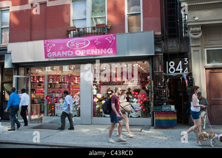 La grande apertura di bigiotteria e negozio di accessori nel Greenwich Village di New York Foto Stock