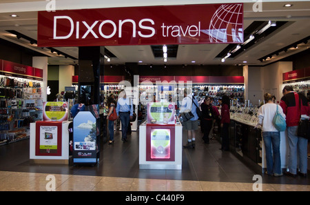 Dixons Travel - Duty Free Electirical Rivenditore - Aeroporto di Heathrow Terminal 5 - Londra Foto Stock