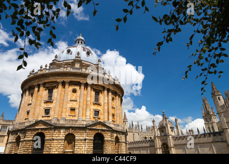 Radcliffe Square Oxford, pomeriggio estivo 4 Foto Stock