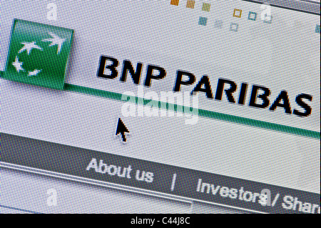Chiusura del BNP Paribas logo come visto sul suo sito web. (Solo uso editoriale: -print, TV, e-book e Redazione sito web). Foto Stock
