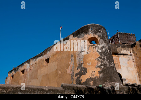 Africa orientale, Kenya Mombasa, il lungomare, il porto, il Fort Jesus, storica città vecchia, landmark, simbolo coloniale, castello, fort Foto Stock