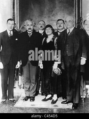 Albert Einstein e sua moglie Elsa Einstein, New York, 1930 Foto Stock