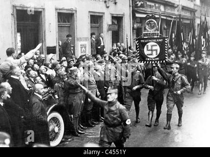 Adolf Hitler a Norimberga nel Rally di Weimar, 1926 Foto Stock