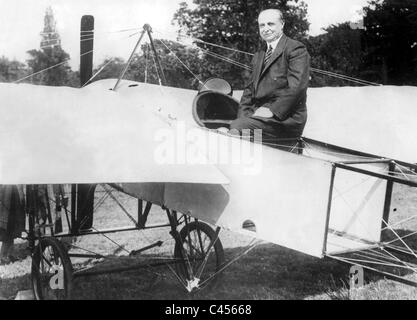 Louis Bleriot in un Bleriot IX Foto Stock