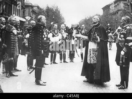 Il Cardinale Eugenio Pacelli come legato pontificio a Budapest, 1938 Foto Stock