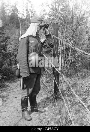 Avamposto tedesco sul tedesco-russo la linea di demarcazione nella Polonia occupata, 1941 Foto Stock