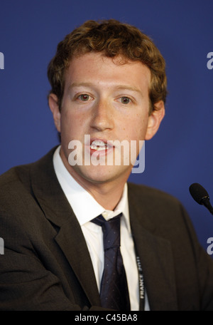 MARK ZUCKERBERG CEO e cofondatore di FACEBOOK 26 maggio 2011 INTERNATIONAL MEDIA CENTER DEAUVILLE FRANCIA Foto Stock