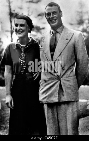 La principessa MARINA & PRINCE GEORGE DUCA DI KENT FAMIGLIA REALE 01 Maggio 1940 Data approssimativa Foto Stock