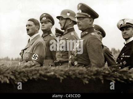 Hitler con Blomberg, Fritsch, Raeder, Schoberth Foto Stock