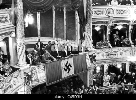 Hitler, Buerckel, Goebbels, Seyß-Inquart, Bormann nell'Opera di Vienna Foto Stock