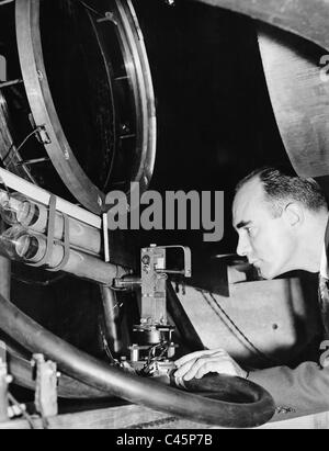 Carl Anderson in una camera di cloud, 1941 Foto Stock