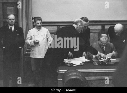 Firma del trattato di Non-Aggression tra la Germania e l'Unione Sovietica, 1939 Foto Stock