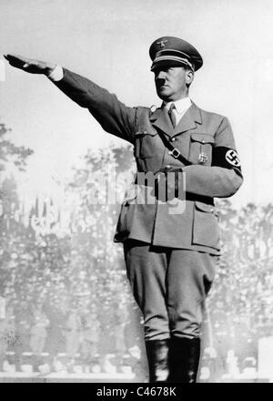 La Germania nazista di Hitler: salute Foto Stock