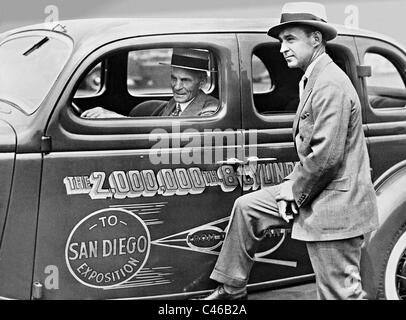 Henry Ford e suo figlio Edsel, 1935 Foto Stock