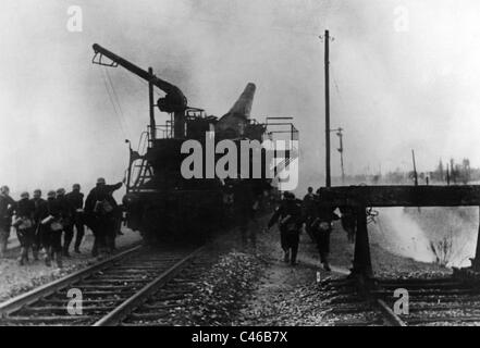 La seconda guerra mondiale, artiglieria tedesca: pistole ferroviarie Foto Stock