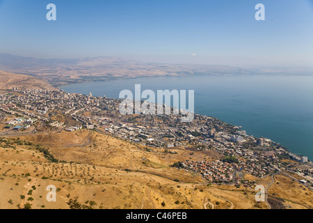 Fotografia aerea della città di Tiberiade nel mare di Galilea Foto Stock