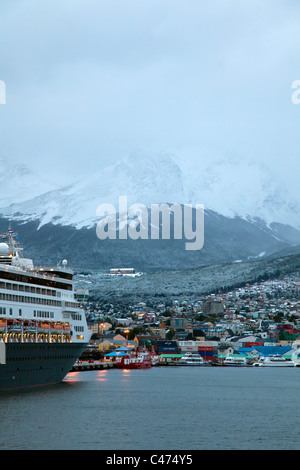 Arrivare al porto di Ushuaia in nave Foto Stock